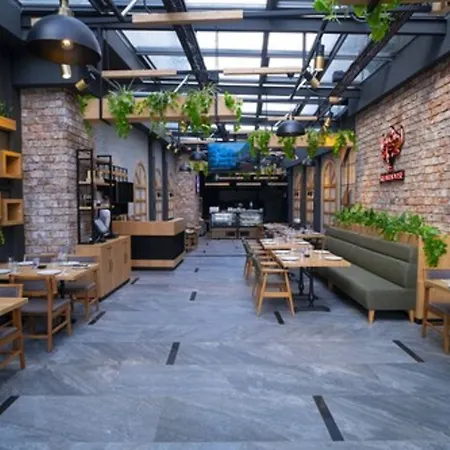 Serenity Comfort 호텔